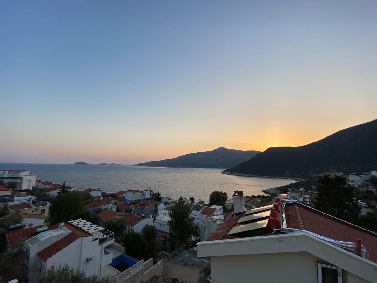 Shared Pool Flat Located 3 Min To Beach In Kalkan Apartment Exterior foto