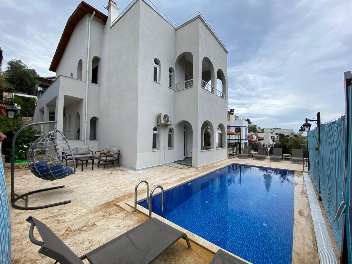 Shared Pool Flat Located 3 Min To Beach In Kalkan Apartment Exterior foto